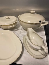 HUTSCHENREUTHER SPEISE-SERVICE PORZELLAN 6 PERSONEN FARBE ELFENBEIN + GOLDRAND
