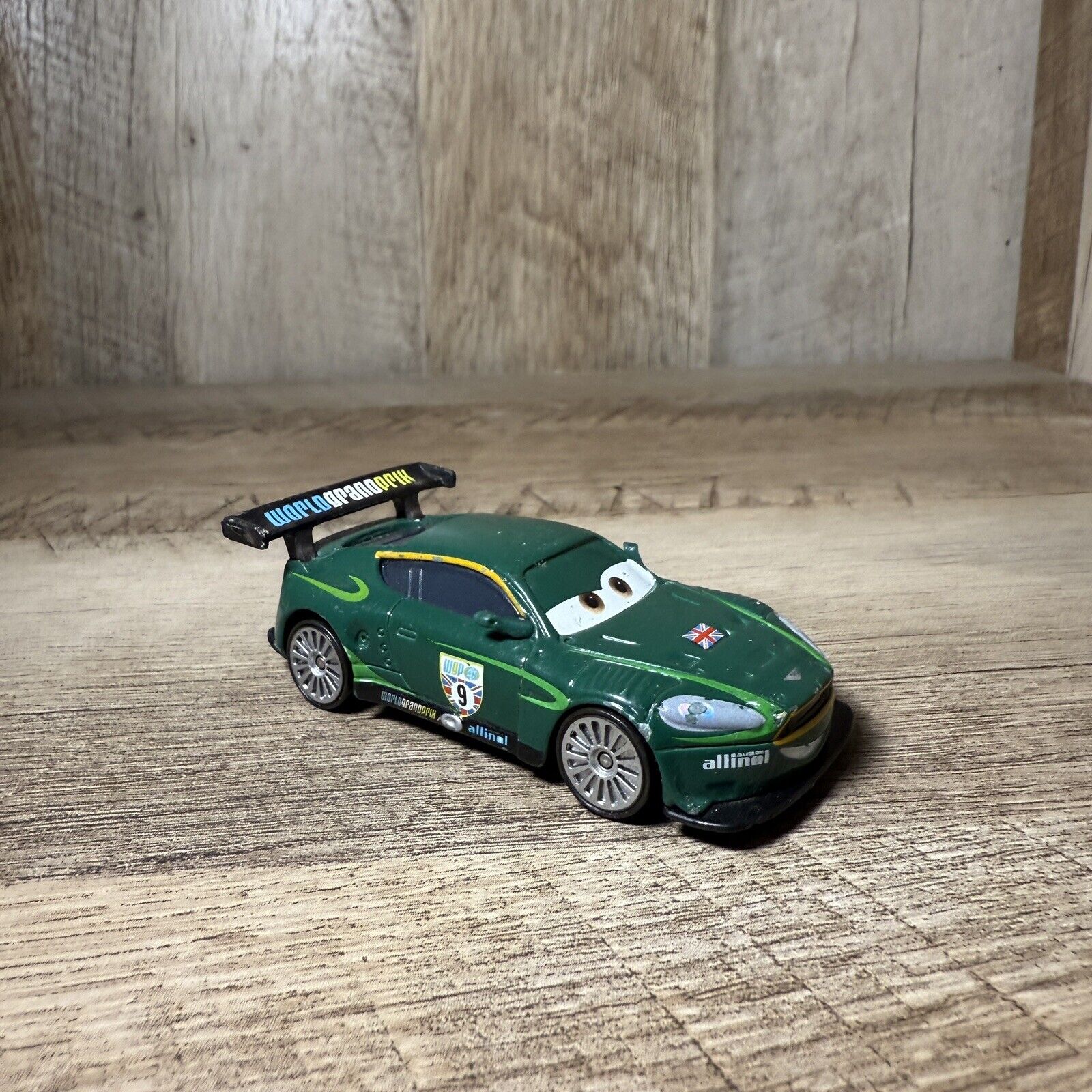 Foto 1 di 5