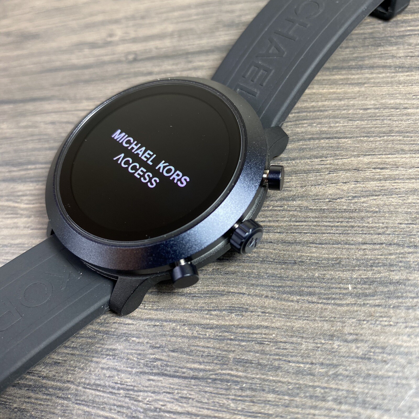 Michael Kors Access MKGO 43mm Case 