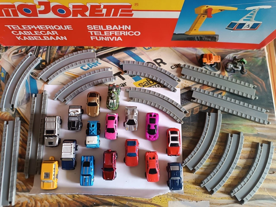Lotto Giocattoli Anni 80-90 Micro Machines E Majorette - Immagine 2 di 4