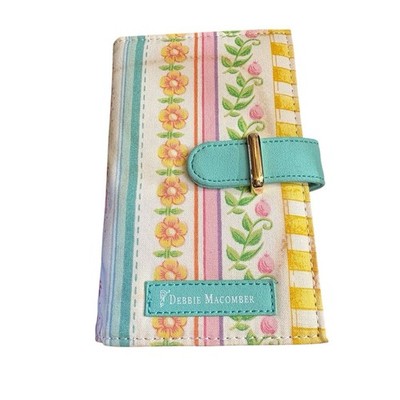 Leisure Arts Knit Along Debbie Macomber Knitter s Pocket Guide Fabric Case 75160