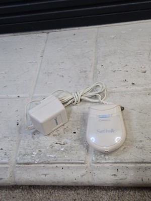 Phillips satinelle norelco ho2835/a1 Shaver W Power Cord Works
