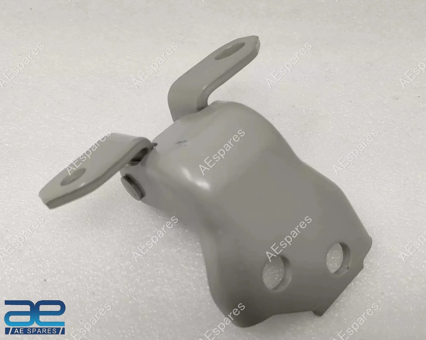 Front Door Lower Hinge LH For Suzuki Baleno Celerio Ciaz Ertiga Swift Dzire XL6 view 3