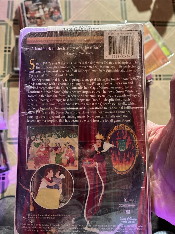 SEALED Walt Disney's Masterpiece SNOW WHITE Exclusive Deluxe Video Edition VHS - Image 2 of 2