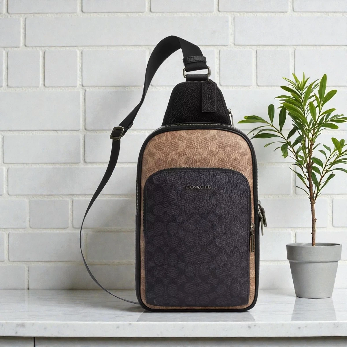 coach backpack hombre Mochila Gotham para hombre, Arce, Tamao nico : Ropa, Zapatos y Joyera while the adjustable shoulder straps and top handle with a 2.5 drop offer versatility and comfort for any outing Mochila Coach Hombre Maleta Coach