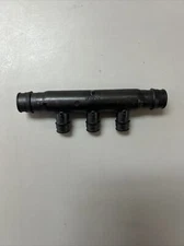 Uponor  Q2247557 Flow -Through Multi-Port  Tee, Four 1/2”Outlets