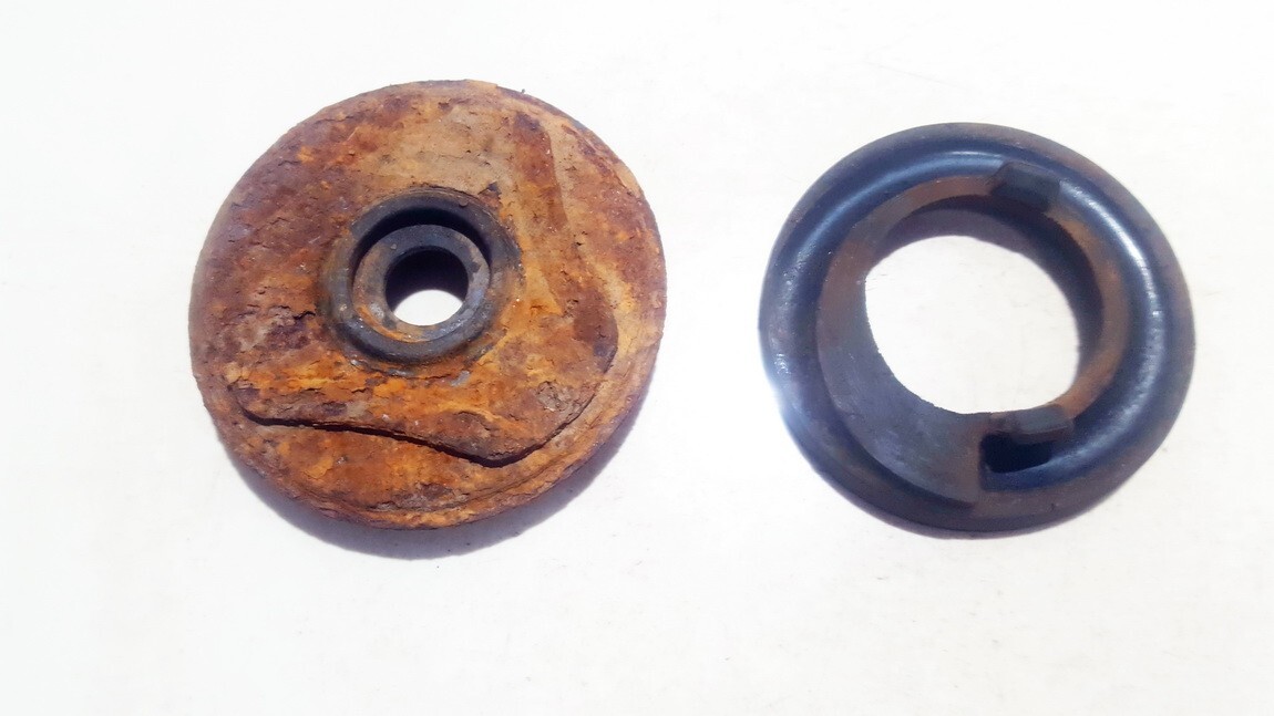 4825742030 48257-42030 Coil Spring, Cap Plate Upper for