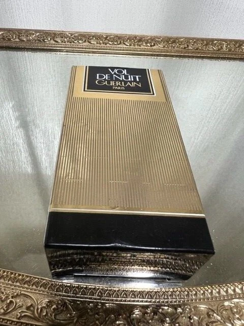 Vol de Nuit Guerlain pure parfum 8 ml. Vintage 1980s. Sealed bottle Vol de Nuit Guerlain pure parfum 8 ml. Vintage 1980s. Sealed bottle