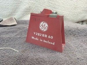 Vintage GE Metal Oxide Varistor V282BB60 Untested 17&18