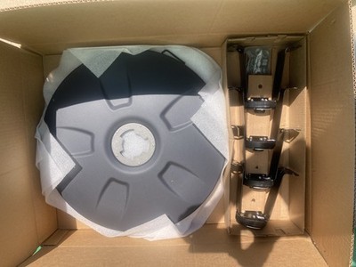 Flow Below Gray Wheel Cover Kit Part Number A22-74255-063 Freightliner Cascadia