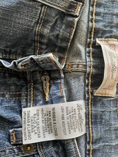 Levi Strauss Signature Misses 8 Long Stretch Denim Low-Rise Bootcut Medium Wash