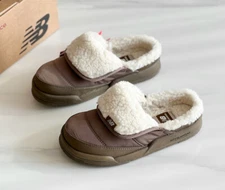 New Balance Pufflee V2 Fleece Mule Sherpa Clogs Boots Brown ✅Multiple Sizes