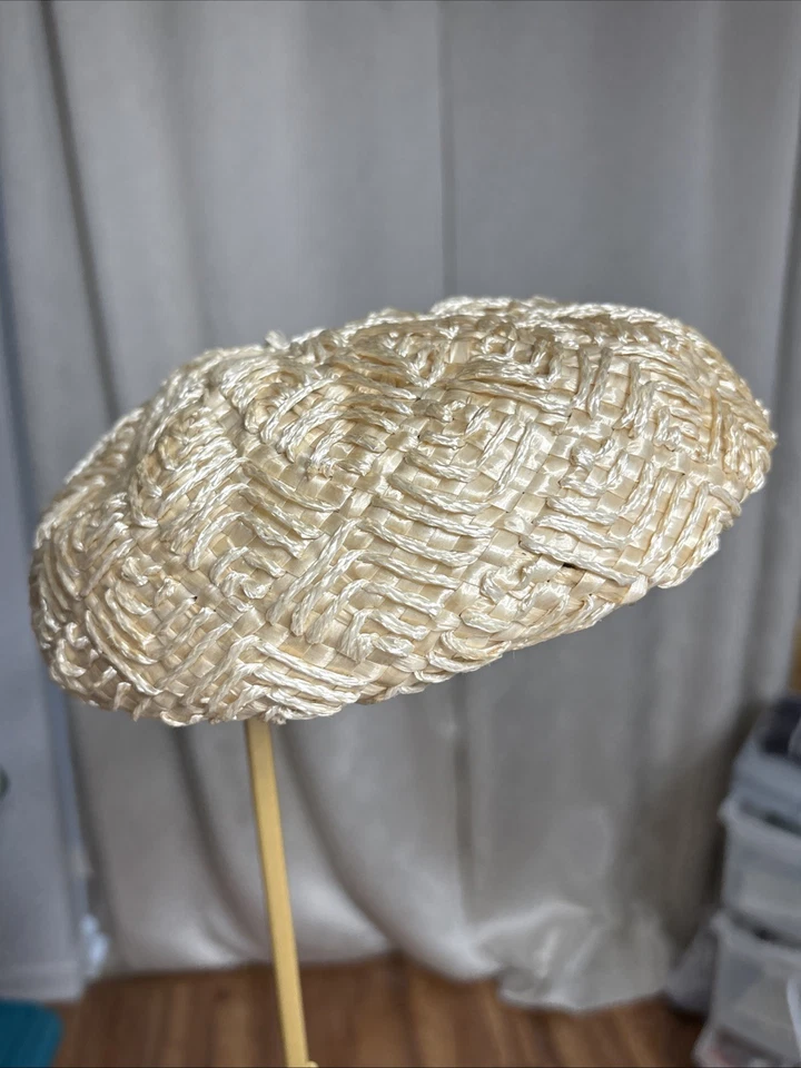Vintage Kay & Guy Anderson New York Straw Pillbox Woven Hat  50s 60s -Size 22.5 - Image 2 of 4