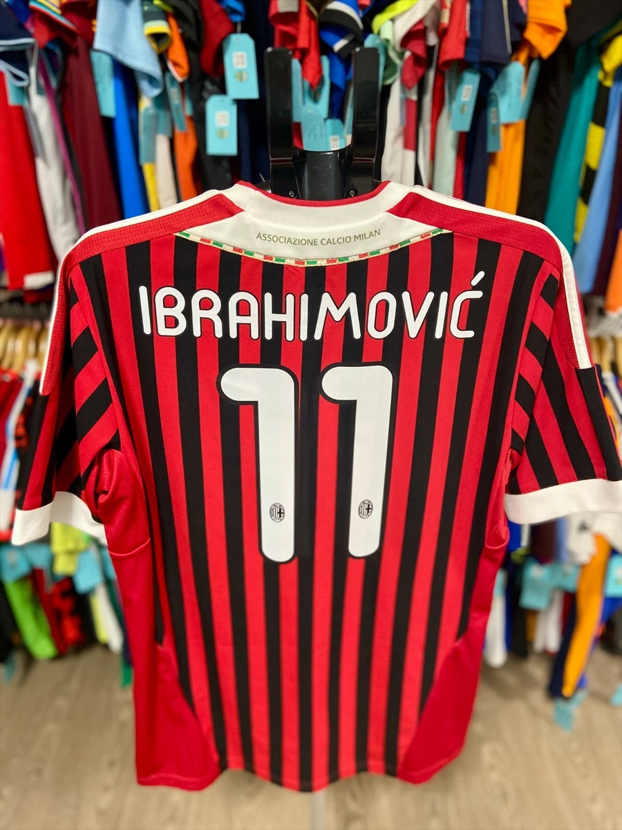 Preços baixos em Zlatan Ibrahimovic Ac Milan Clube Internacional