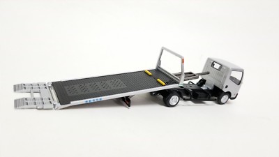 1:64 Tomica LV-N144b Nissan Atlas F24 Safety Loader Limited