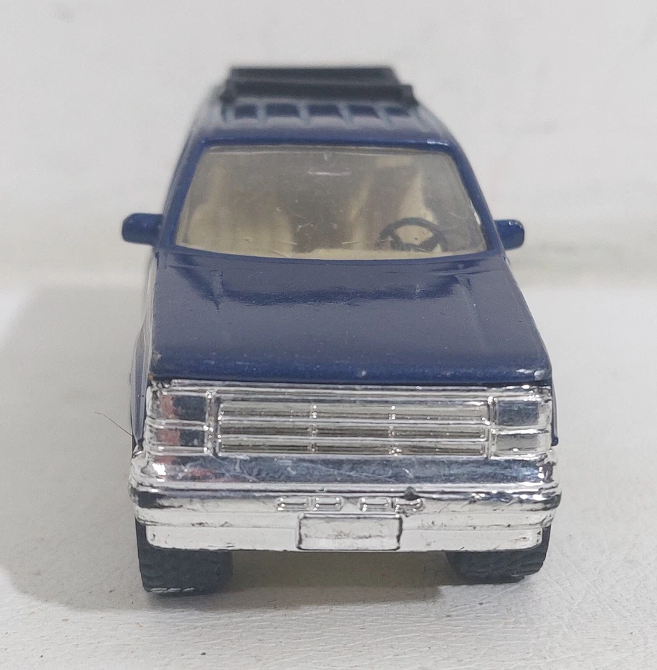 79529 MAISTO 1/42 a frizione - Ford Explorer - Immagine 3 di 4