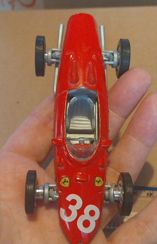 Ferrari 156 F1 1961 Diecast Model 1:35 Sharknose Friction Motor #38 - Picture 9 of 12