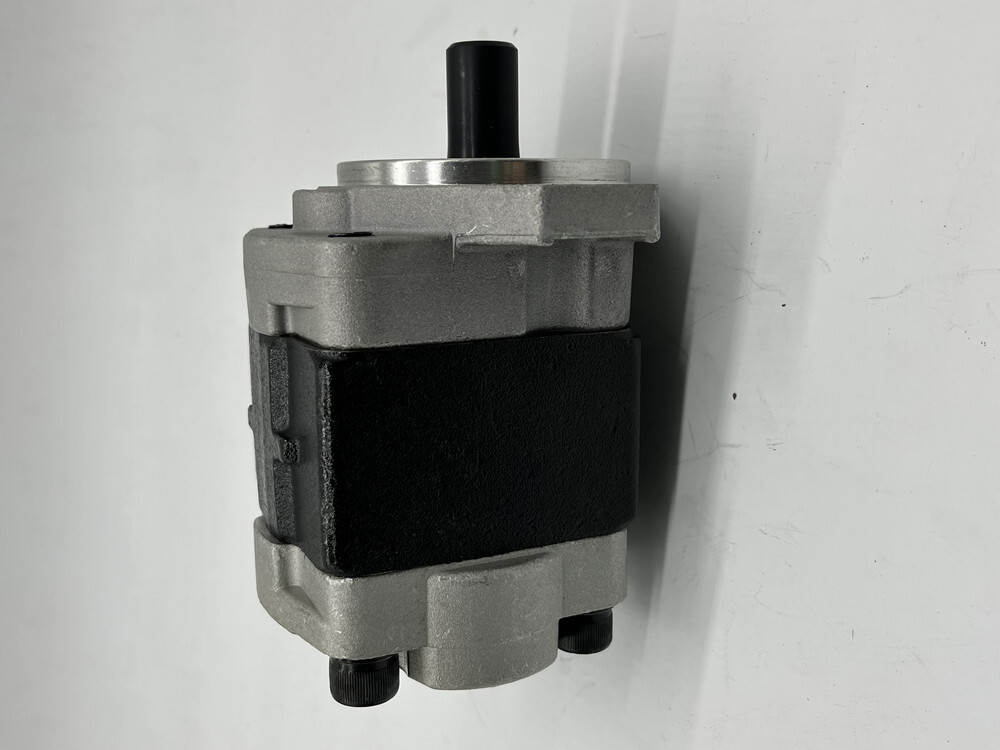 Hydraulic Pump 67120-26651-71 For Toyota Forklift 8FD20-30 8FG20