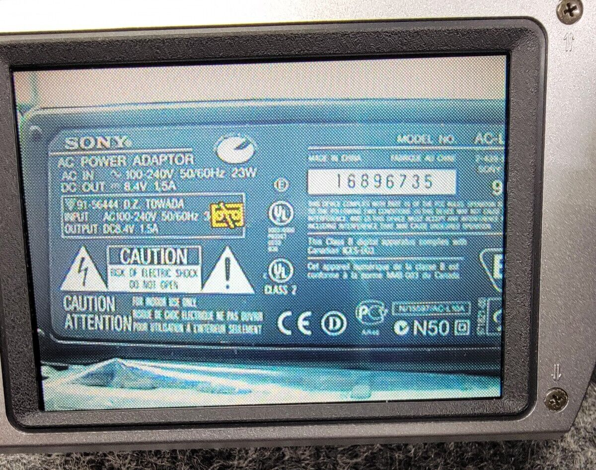 Sony Handycam DCR-TRV103 Digital-8 Camcorder for sale online Sony Handycam DCR-TRV103 Digital-8 Camcorder for sale online