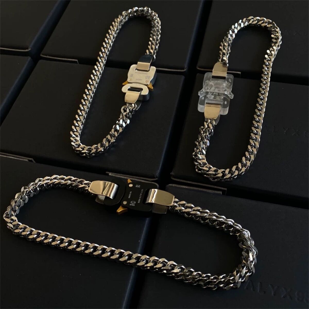 Gold Silver Chain 1017 ALYX 9SM Colored Links Buckle Gold Silver Chain 1017 ALYX 9SM Colored Links Buckle