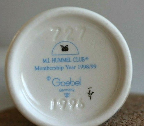 Goebel Hummel Collectors Club "Garden Treasures" #727, 1996, Signed - Picture 6 of 7