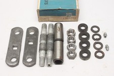 NOS 1947-63 Chevrolet Truck 1 Ton Front Spring Shackle Unit Factory GM 3741083