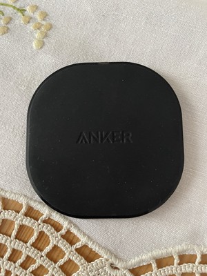 Anker PowerPort Qi 10 Wireless Charger
