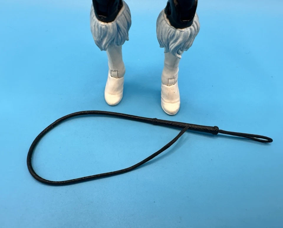 Marvel Legends Skyline Sirens Black Cat 6” Action Figure Green Goblin Wave - Image 3 of 4