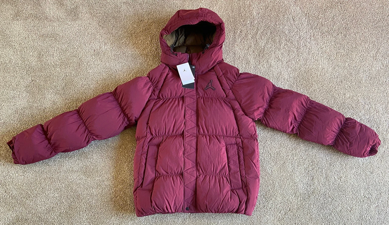 Jordan Essential Puffer Coat Jacket Cherrywood Red DQ7348 680 S-XL RRP £169.99