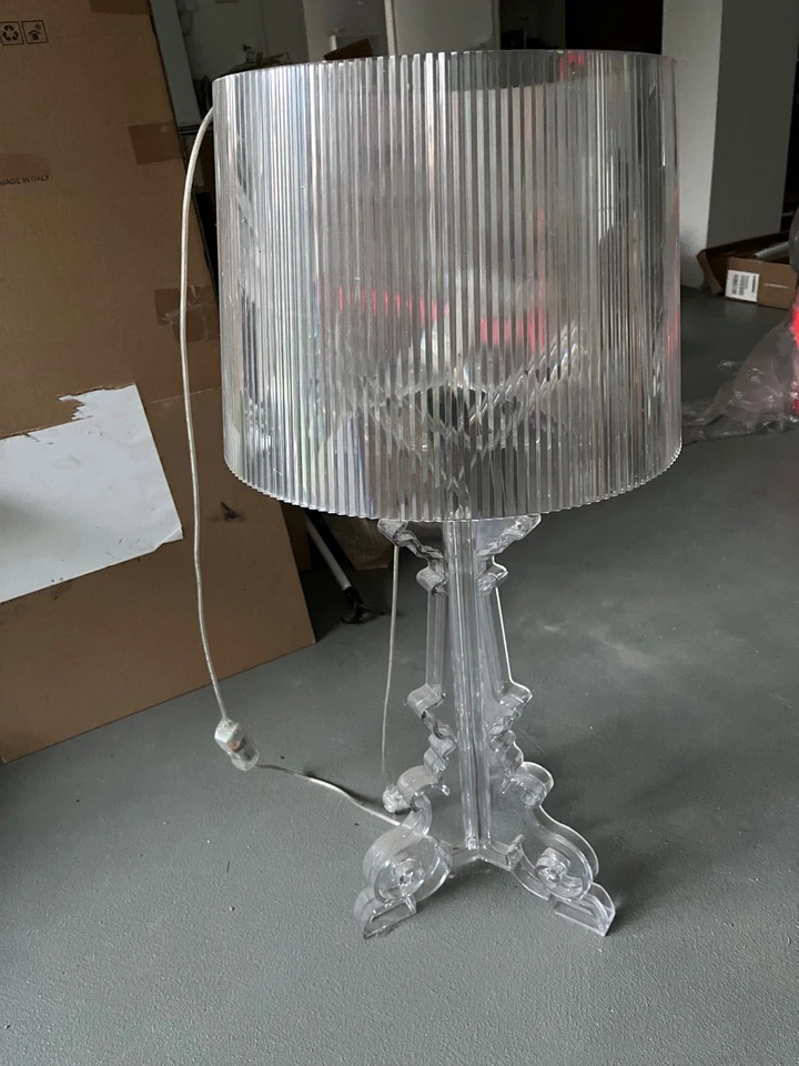 Kartell Bourgie Lampada da Tavolo in Policarbonato - Trasparente (9071B4) - Immagine 3 di 4