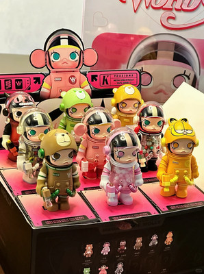 MEGA SPACE MOLLY 100% SERIES 3 2.76-3.15INCHES AUTHENTIC HOT CUTE  GIFT TOY