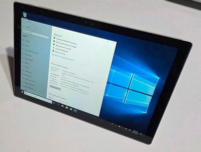 Microsoft Surface Pro 4 12.3