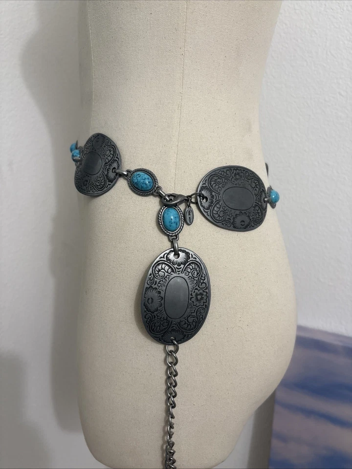 Cinto de corrente cabochão 32-39" Nine West pesado largo envelhecido prata-T falso turquesa - Imagem 4 de 4