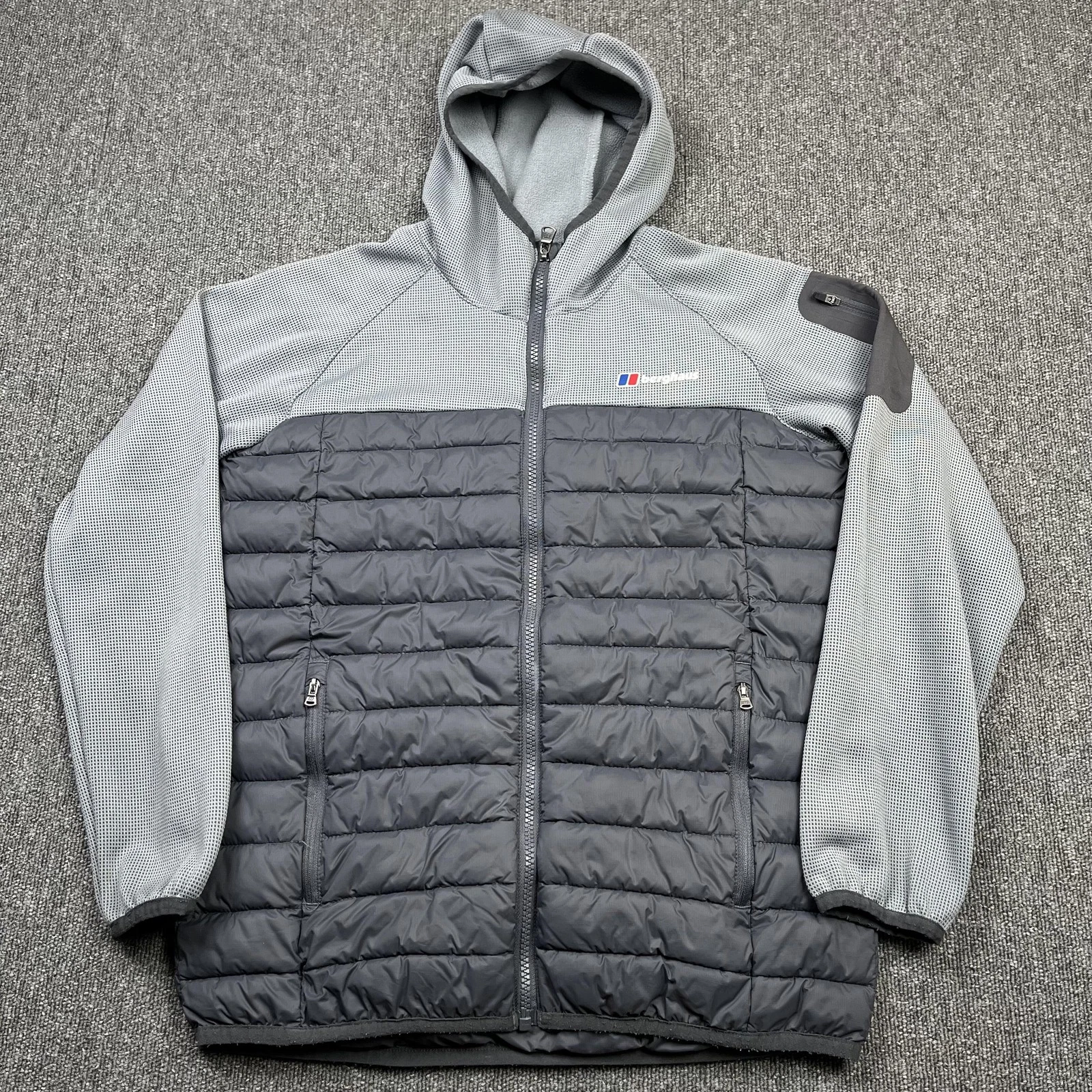 Berghaus Jacket Youth 13 Grey Puffer Softshell Hybrid Hooded Walk Hike Outdoor