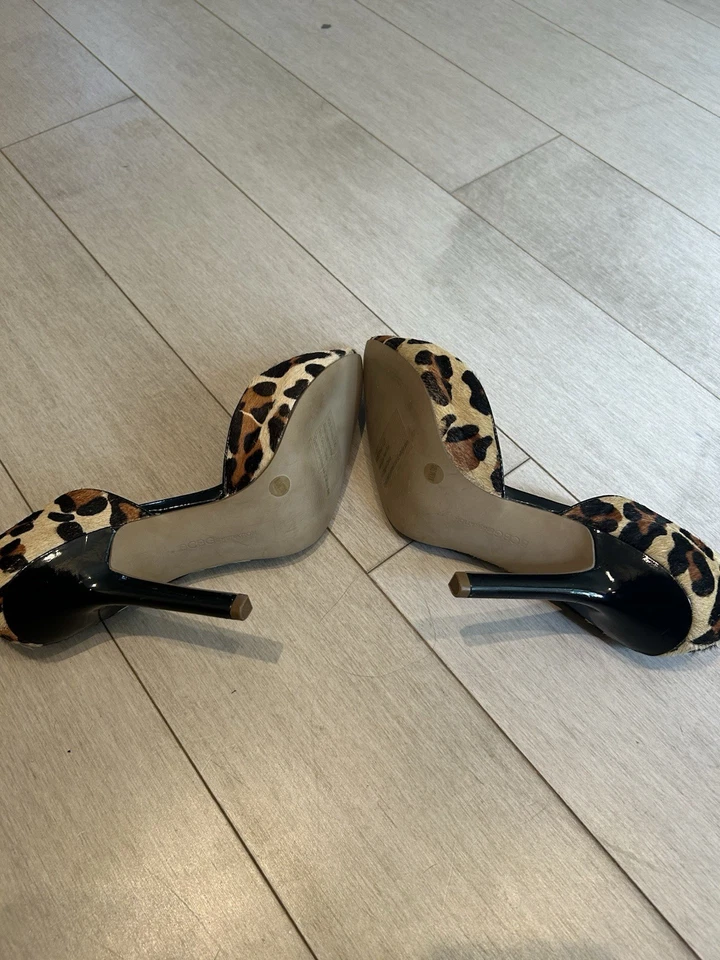 Zapatos de tacón BCBGeneration animal print talla 8,5 EE. UU. para mujer Foto 3 de 3