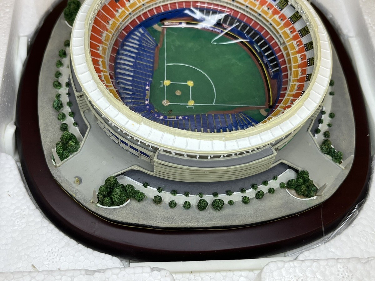 スリーリバース・スタジアム／スタジアムレプリカ (ピッツバーグ・パイレーツ) Three Rivers Stadium Pittsburgh Pirates 3D Ballpark Replica