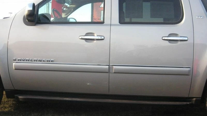 Chevrolet Avalanche 2007-2013 molduras de puerta lateral cromadas 4 piezas con garantía Foto 4 de 4