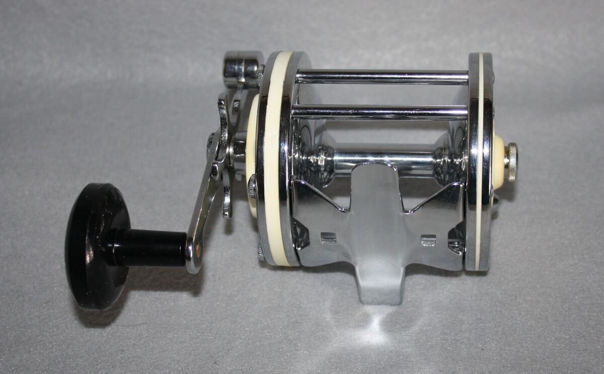 Vintage Garcia Mitchell 624 Saltwater Reel w/Box NEAR MINT Vintage Garcia Mitchell 624 Saltwater Reel w/Box NEAR MINT