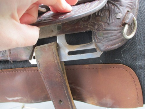 14'' Brown Circle Y Western saddle SQH BARS - Picture 14 of 17