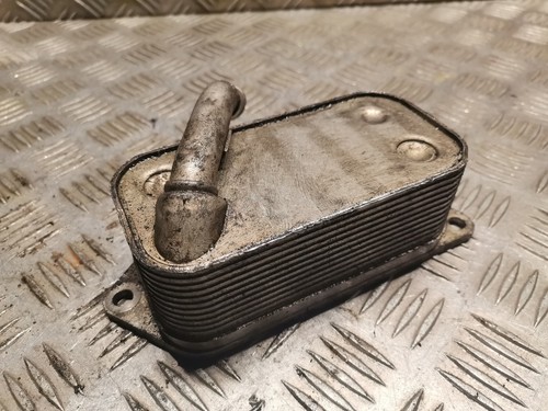 BMW 3 E90 Öl Kühlradiator 7525333