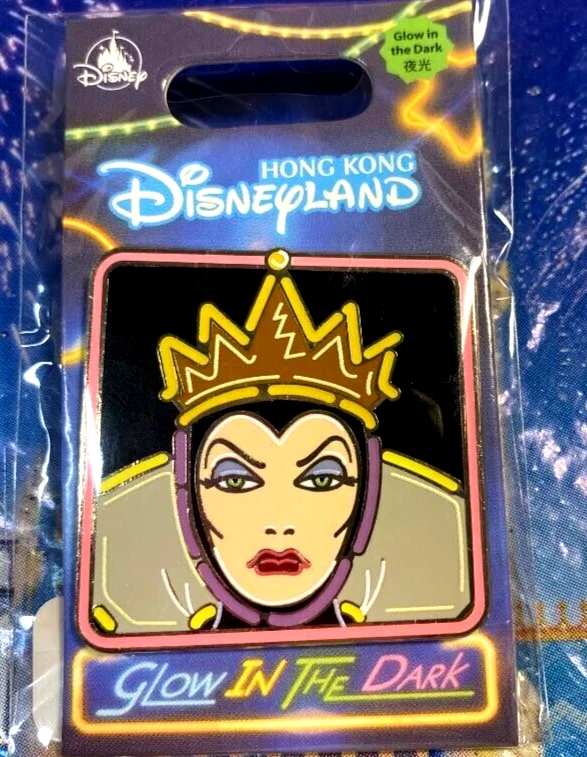 🍏 Evil Queen Glow In The Dark Pin Disney HKDL Hong Kong Disney Snow White Queen