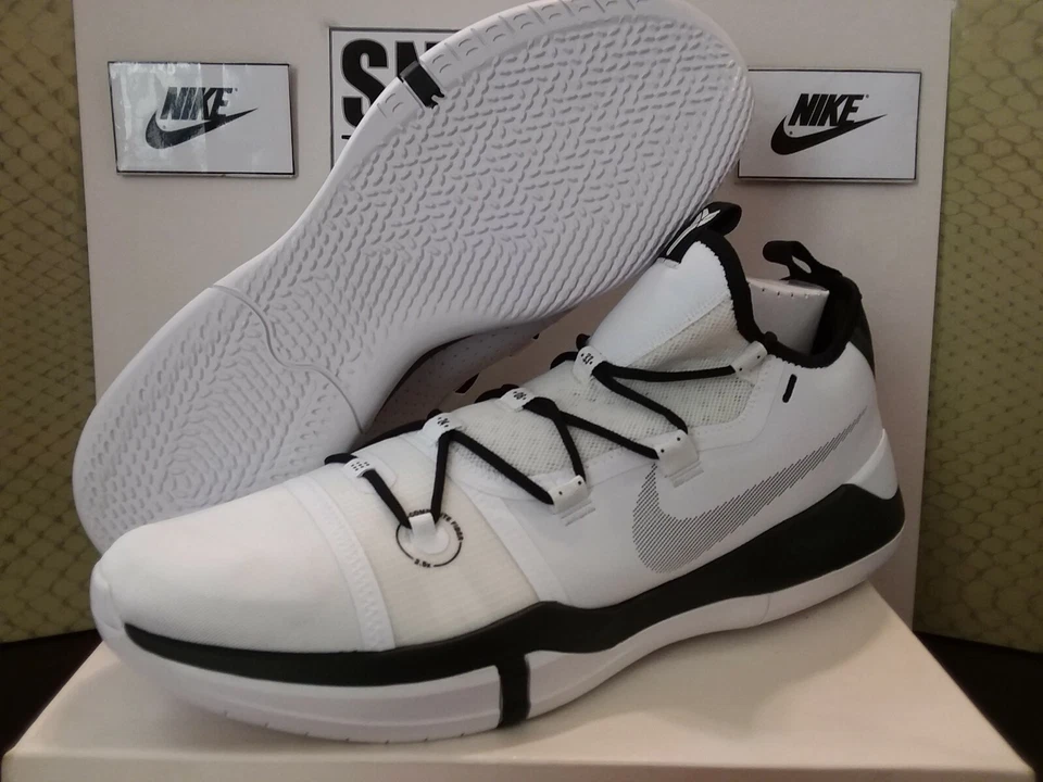 耐克 Kobe A.D. TB 促销篮球 - 尺码:18 - AT3874 101 - 白色/黑色 - 全新 — 第 2/4 张图片
