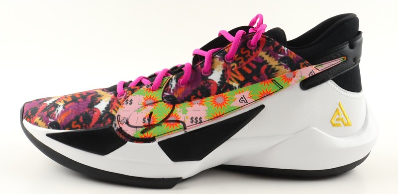 $$Giannis Antetokounmpo Signed Player Edition Basketball Shoe (Beckett)$$