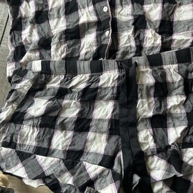 Victoria&rsquo;s Secret Plaid Pajama Set Button Front Top & Shorts Purple Black  Sz L