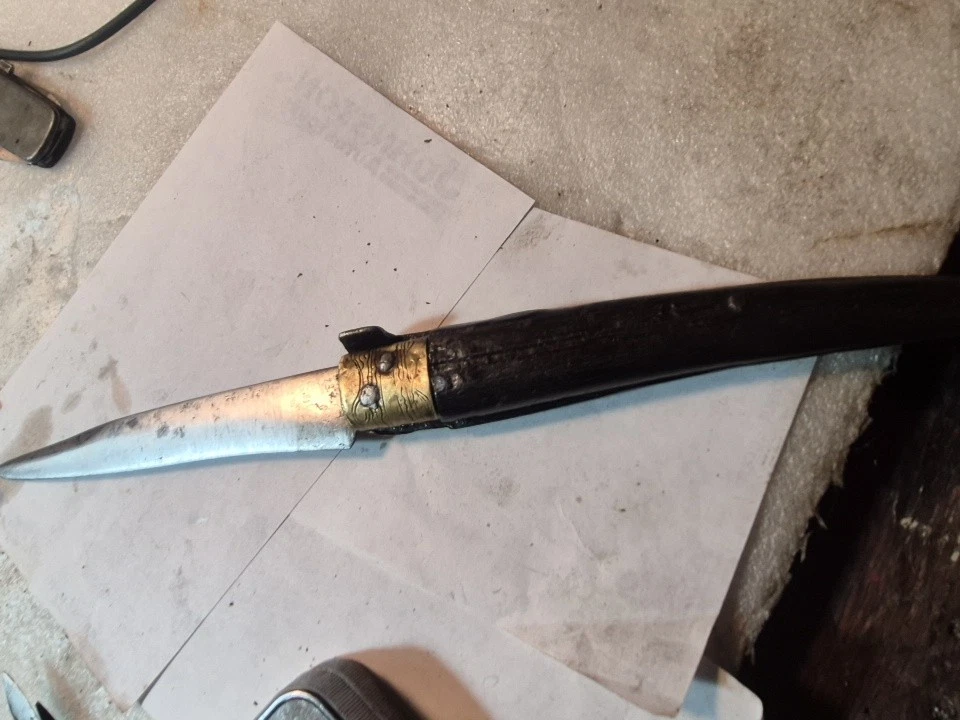 古董 19 世纪西班牙纳瓦哈折叠格斗锁刀 — 第 2/4 张图片