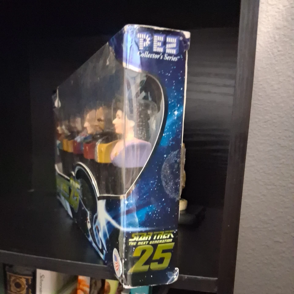 Star Trek TNG 25th Anniversary PEZ набор ограниченного тиража 023,395/100,000 новый - Изображение 2 из 3