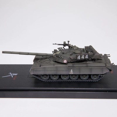 1/72 ARTISAN Russian T80U T-80U Main Battle Tank 4th Guard Tank Division Model