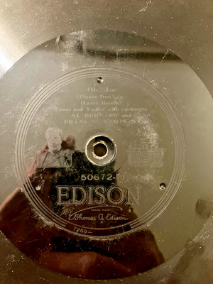 Edison Diamond Disc Record #50672 ''Oh, Joe'' Al Bernard & Frank Kamplain