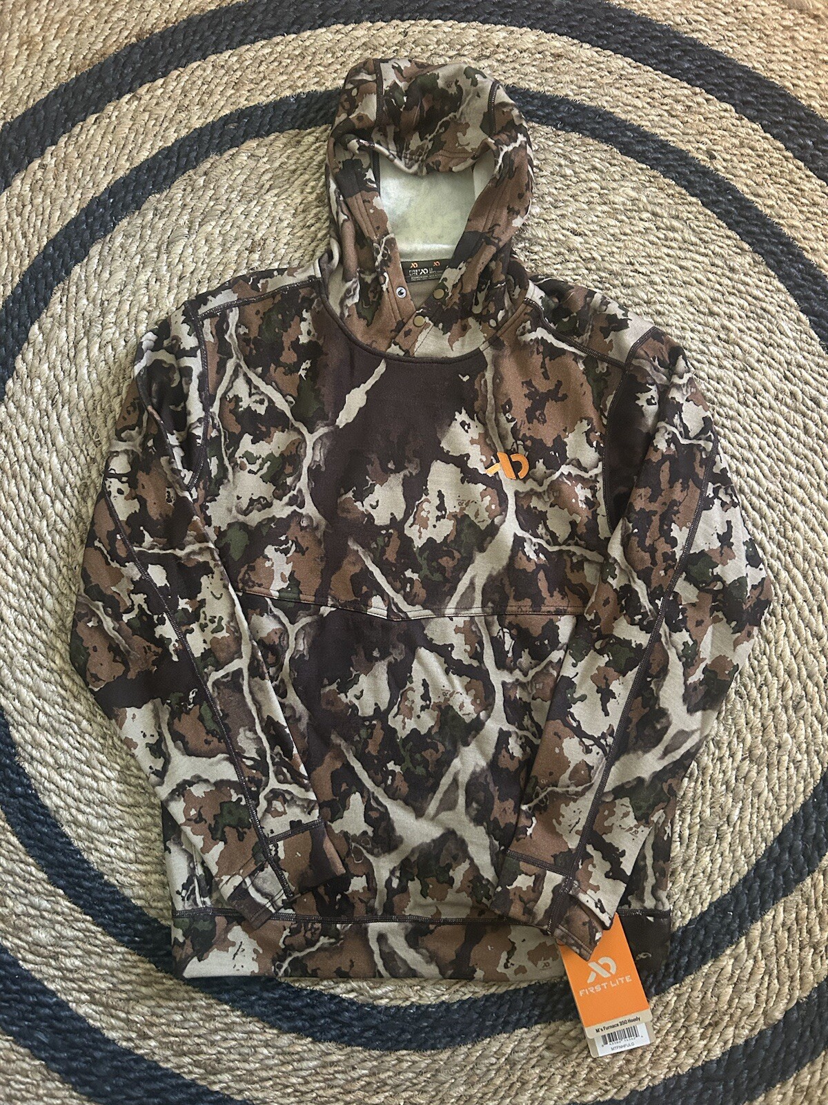 Picture 1 of 1