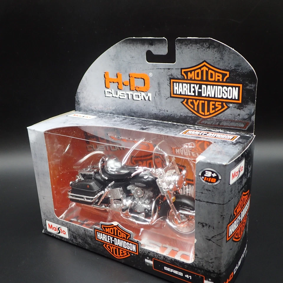 Motocicleta diecast Electra Glide Harley Davidson serie 41 1/18 1966 66 FLH Foto 4 de 4